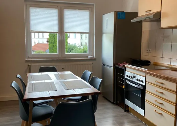 Mit 3 Schlafzimmer, Zentral&modern In Einbeck! Apartment